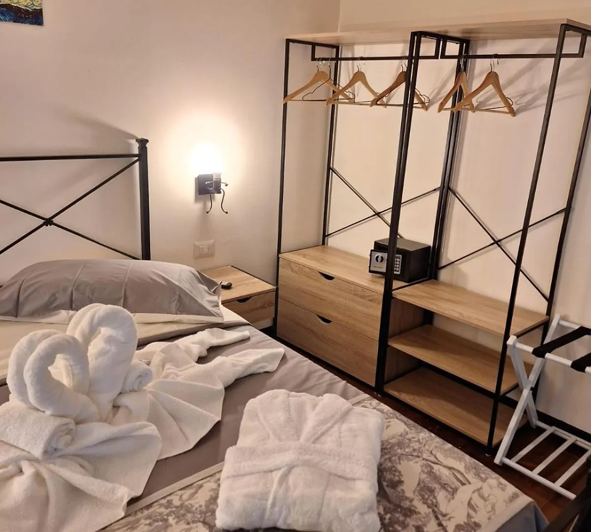 Exclusive Loft Degli Artisti Apartment Florence 0*,  Italy
