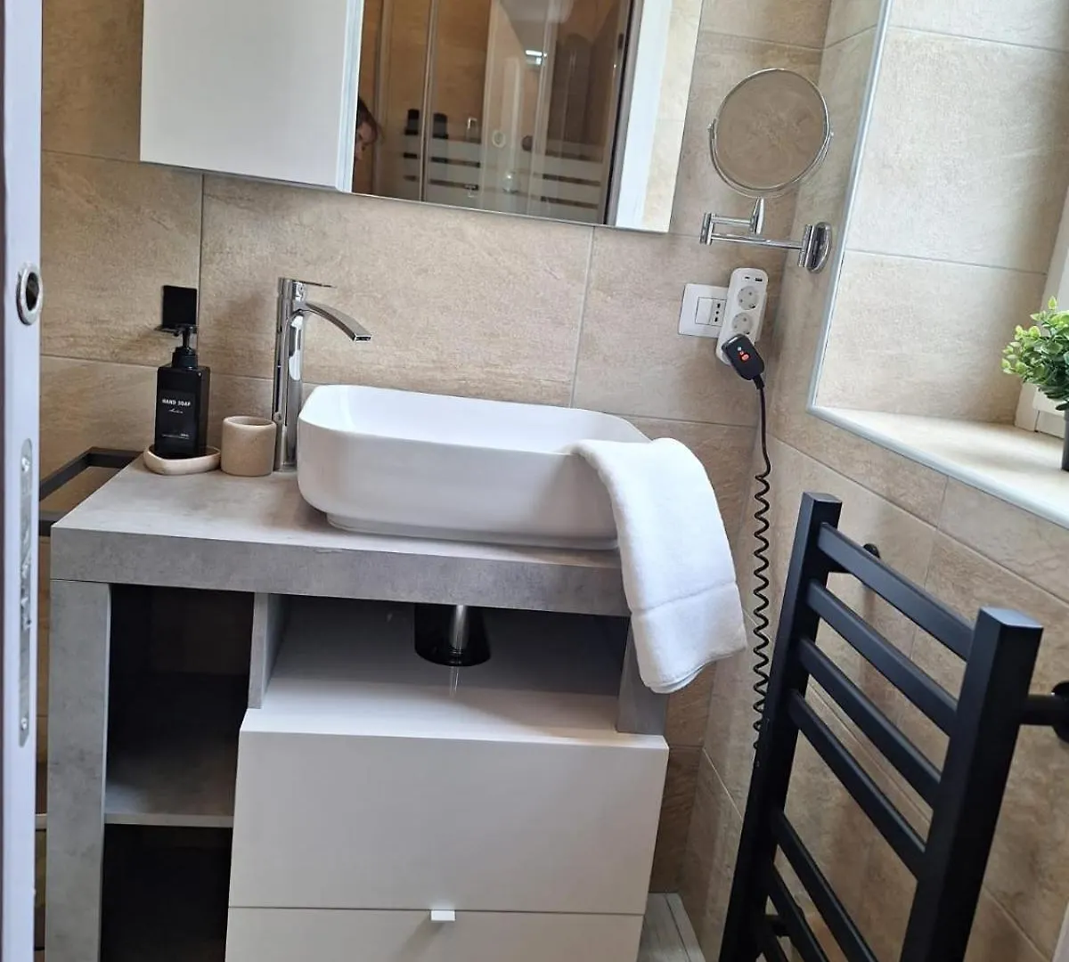 Exclusive Loft Degli Artisti Apartment Florence 0*,  Italy