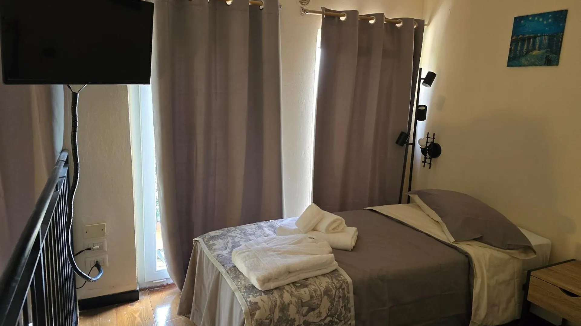Exclusive Loft Degli Artisti Apartment Florence 0*,
