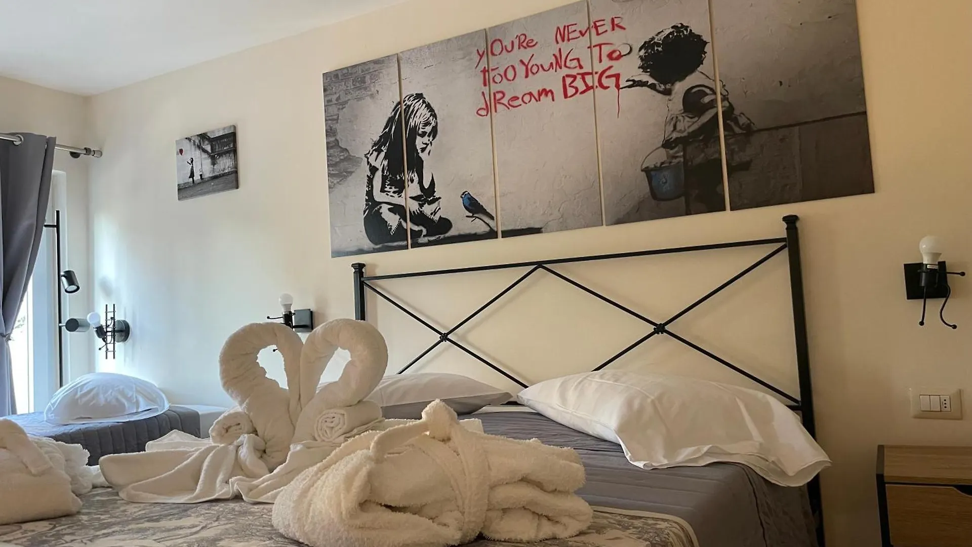 Exclusive Loft Degli Artisti Apartment Florence
